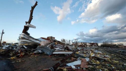 Fuertes tormentas y tornados dejan 6 muertos al sureste de EE.UU