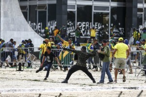Gobiernos respaldan a Lula y condenan "intento de golpe" en Brasil