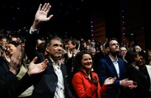 Guerra por el poder en el Partido Socialista francs: los rivales se dan una tregua para evitar la ruptura