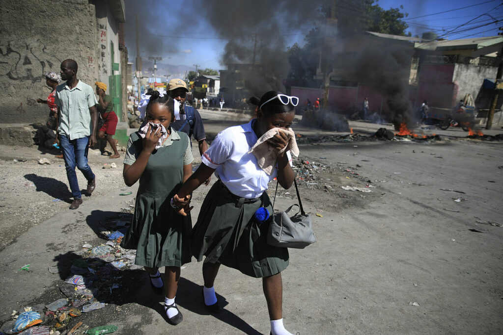 Irrefrenable espiral de violencia en Hait