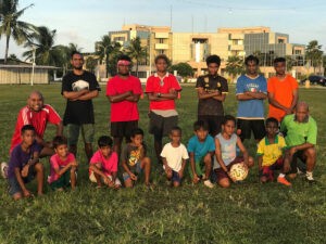 Islas Marshall, el único país del mundo sin fútbol, busca jugadores: "Ahora no tenemos clubes ni campos"