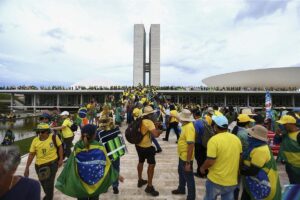 La Policía de Brasil libera a cerca de 600 personas acusadas de participar en el asalto a los tres poderes