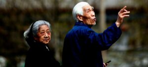 La población mundial envejece y demanda más salud y pensiones
