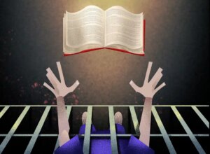 La prohibición de leer y escribir en El Chipote: Intentan “encerrar la mente” de los presos políticos