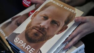 Las memorias del príncipe Harry venden 1,4 millones de ejemplares en un día – SuNoticiero