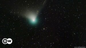 Lo que se sabe sobre el cometa verde que se acerca a la Tierra luego de 50 milenios | Ciencia y Ecología | DW