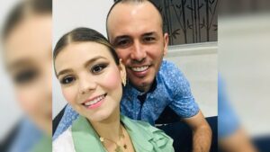 Muere la colombiana con cáncer terminal cuya familia recibió una visa humanitaria de EE.UU., confirmó su esposo