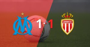 Olympique de Marsella logró sacar el empate de local frente a Mónaco