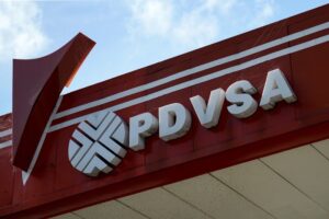 Pdvsa endureció sus términos y exige pago anticipado del combustible tras incumplimiento de algunos compradores