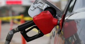 Precio del galón de gasolina corriente sube $250 en febrero y el ACPM no tendrá aumento