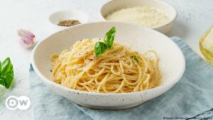 Premio Nobel de Física sugiere cómo cocinar pasta y recibe la negativa de chef Michelin | Ciencia y Ecología | DW
