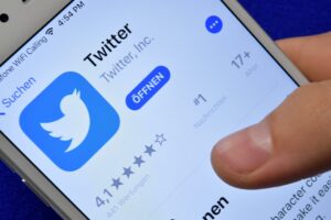 Preocupa a ONU aumento del lenguaje racista en Twitter