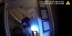 Publican el vídeo del ataque al marido de Nancy Pelosi en su casa de San Francisco