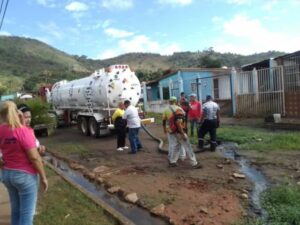 Realizada limpieza de red de aguas servidas en Bolívar | Diario El Luchador