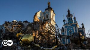 Termina la tregua rusa por la Navidad ortodoxa sin cese de combates en Ucrania | El Mundo | DW