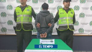 Tras huir de la Policía, cayó alías Juanpis en Medellín - Medellín - Colombia