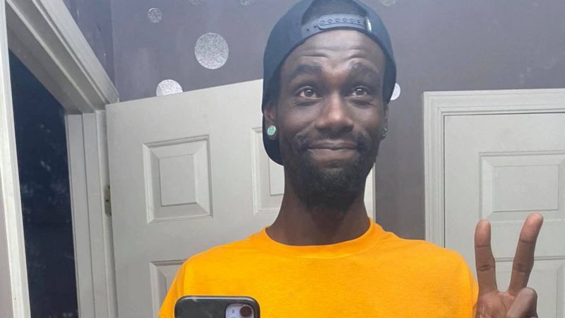 Tyre Nichols: la policía de Memphis difunde las imágenes de la violenta detención de un joven afroestadounidense que murió 3 días después