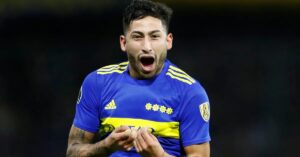 Un poderoso equipo de la Premier League pretende a Alan Varela: la impactante suma de dinero que estaría dispuesto a pagarle a Boca Juniors
