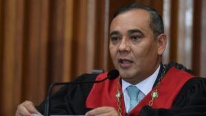 ¿Quién es Maikel Moreno, el magistrado venezolano acusado de recibir sobornos en un tribunal de EEUU?