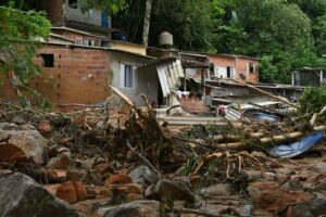 Aumentan a 40 los muertos por fuertes lluvias y deslizamientos el estado de Sao Paulo, Brasil