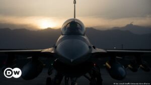 Aviones para Ucrania: ¿mejor un F-16 o un MiG-29? | El Mundo | DW