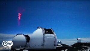 Cámara estelar captura raros espectros rojos en el pico más alto de Hawái | Ciencia y Ecología | DW