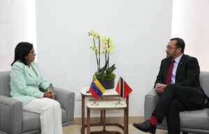 Delcy Rodríguez se reunió con el ministro de Energía de Trinidad y Tobago tras la licencia de EE. UU. – SuNoticiero