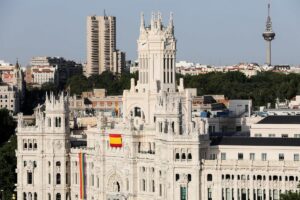 El Ayuntamiento de Madrid tramitará el cese "de manera inmediata" del intendente de Policía que insultó a Sánchez