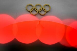 El COI asegura que las sanciones a deportistas rusos y bielorrusos son «innegociables» – SuNoticiero