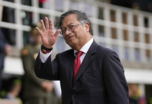 El Congreso peruano declaró persona no grata a Gustavo Petro – SuNoticiero