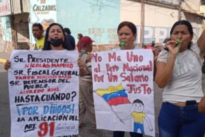 En Guárico denuncian destitución de directora por apoyar protesta de docentes
