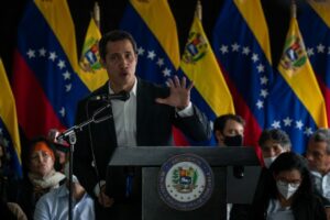 Fin del interinato frena negociación con tenedores de bonos venezolanos – SuNoticiero