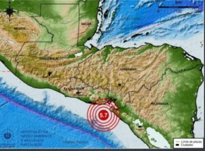 Fuerte sismo de 5,8 sacude El Salvador