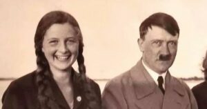 Hitler estaba enamorado de su sobrina, Geli Raubal, que se suicidó a los 23 años