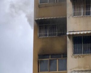 Incendio de un apartamento causa alarma en La Pastora