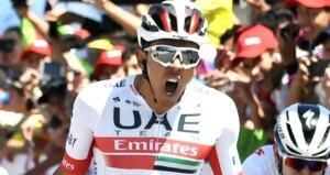 Juan Sebastián Molano gana la cuarta etapa del Tour de Emiratos; clasificaciones