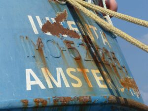 La tripulación del buque de rescate 'Iuventa' denuncia a Italia por abandono cinco años después de su incautación