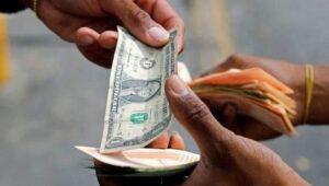 Luis Bárcenas: inyección de divisas demuestra “fragilidad” en la economía venezolana