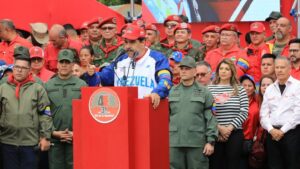 Maduro llama a enfrentar a exministros chavistas que «pretenden dividir» – SuNoticiero