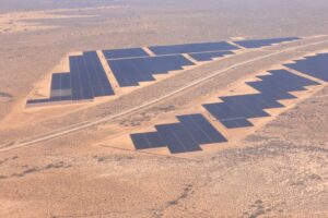 México quiere ser una potencia en energía solar. Y ya está construyendo un parque gigantesco en el desierto