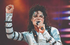 Negocian venta del catálogo musical de Michael Jackson