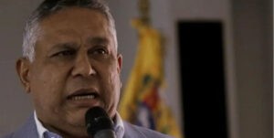 Pedro Carreño llama a sustituir a docentes por miembros del Psuv