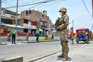 Perú amplía el estado de emergencia por protestas antigubernamentales