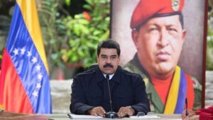 Posible articulación del chavismo disidente con exministros preocupa a Maduro, dicen politólogos