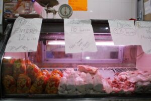 Precio del kilo de jamón de espalda sube a Bs. 128,5 #MercadoGuaicaipuro