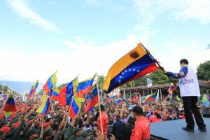Presidente Maduro: El 4F trajo dignidad nacional y despertó el corazón del pueblo - Yvke Mundial