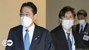Primer ministro de Japón destituye a funcionario por comentarios homófobos | El Mundo | DW