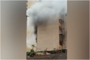 Se registró un incendio dentro de un edificio en La Pastora este #12Feb (+Video)