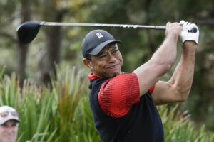 Tiger Woods confirma que vuelve a un torneo regular tres aos despus