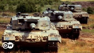 Ucrania recibirá hasta 178 tanques Leopard 1 "en los próximos meses" | El Mundo | DW
